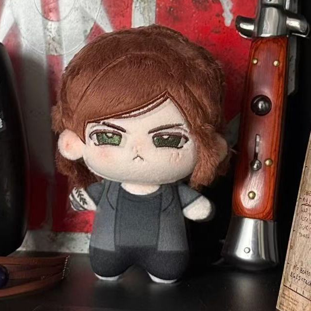 Horror Game Ellie Williams Cos - Home Decor Games review and price